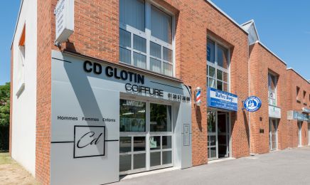 SALON D.GILIBERTI : Coiffeur à Montigny-le-Bretonneux