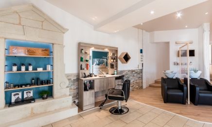 Atom : Coiffeur à Dissay
