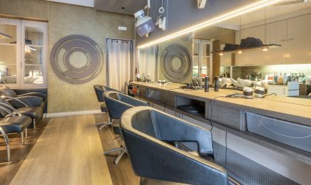 Création Center Color : Coiffeur à Vannes