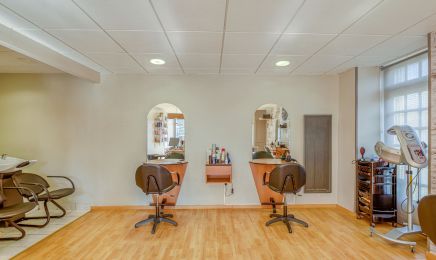 Nogano : Coiffeur à Ambrières-les-Vallées