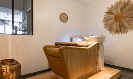 En apparté  : Coiffeur à Lorient