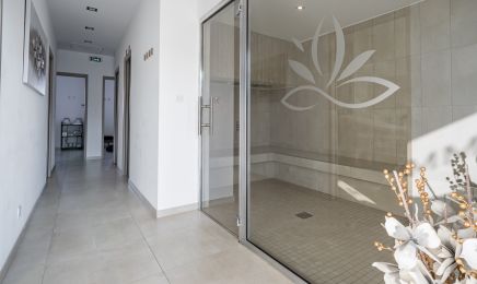 L’Institut Source de Beauté : Manucure à Châteauneuf-les-Martigues
