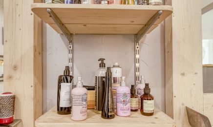 En Aparté : Manucure à Sauveterre