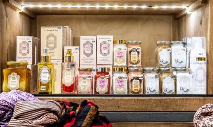 Rose des sables  : Manucure à Valognes