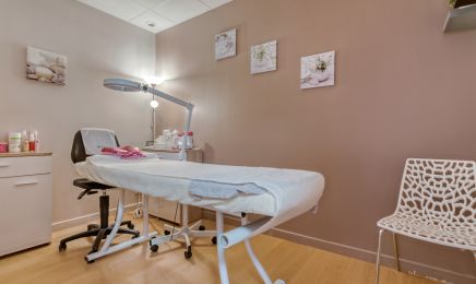L’instant douceur  : Manucure à Drumettaz-Clarafond