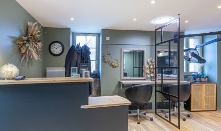 Les Fées Coiff' : Coiffeur à Lanrivoaré