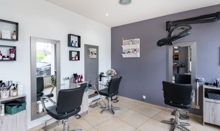 L'Univ'R : Coiffeur à Villejust