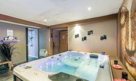 Volupté Spa : Spa à La Chapelle-Longueville