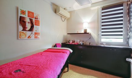 Institut de Beauté Monia : Manucure à Wœrth