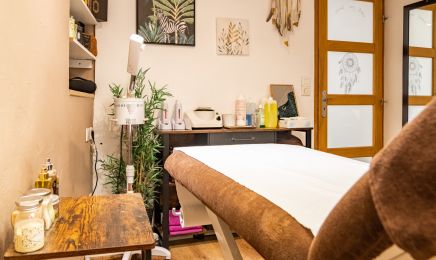 Belle et Zen Institut  : Manucure à Figanières