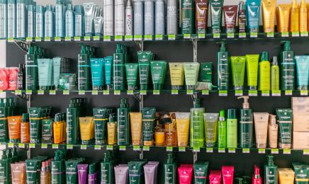 Couleurs du temps : Coiffeur à Saint-Jean-d'Angély