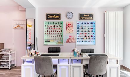 Stella Nails  : Manucure à Paris