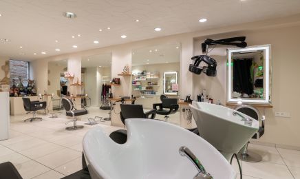 Caroline Coiffure : Coiffeur à Saint-Gengoux-le-national