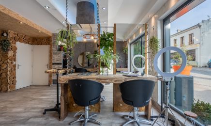 By Frezon : Coiffeur à Neuilly-Plaisance
