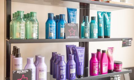 En Aparté by Laurie  : Coiffeur à Toulon