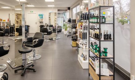 Espace Beauté & Bien-Être Lyli B. : Coiffeur à Jarny