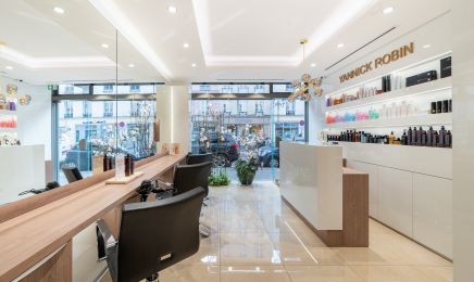 YANNICK ROBIN  : Coiffeur à Versailles
