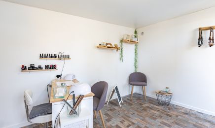 Cabane à Ongles  : Manucure à Pessac