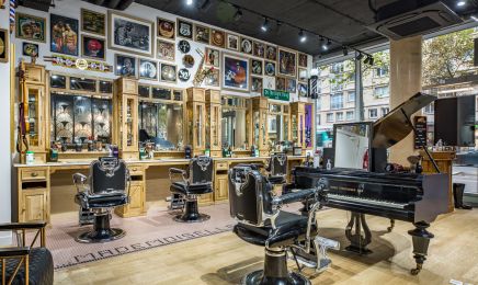 Mademoiselle Moustache Diderot - Uptown : Coiffeur à Paris