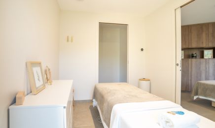 Spa Amara - Lycée Saint-Joseph l'Amandier : Manucure à Saint-Yrieix-sur-Charente