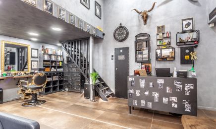 Barberia Criniera : Barbier à Lyon