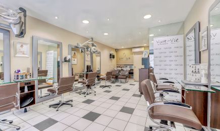 Viva La Vie by Arnault Coiffure - Saint Jean : Coiffeur à La Rochelle