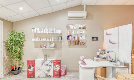 Institut De Toute Beauté By Isabelle : Manucure à Montauroux
