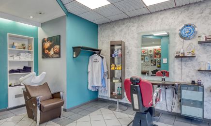 Markhor Coiffeuse Barbiere : Barbier à Avenières
