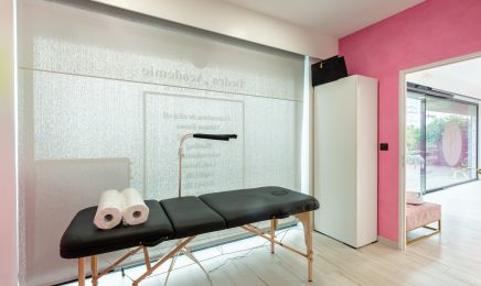 Bedra Brows & Lashes Academy : Institut de beauté à Les Roches-de-Condrieu