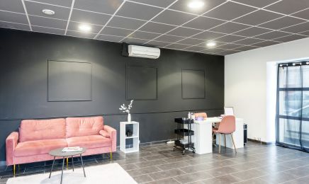 Esina Beauty : Coiffeur à Moirans-en-Montagne
