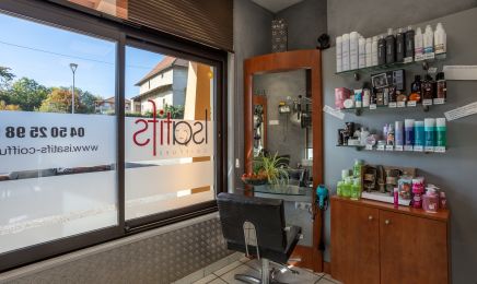 Isatifs  : Coiffeur à Amancy
