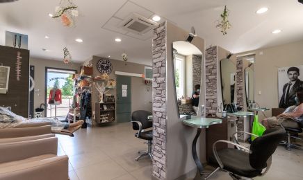 Elegance Coiffure  : Coiffeur à Sennecey-le-Grand