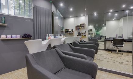 Le 70 : Coiffeur à Paris