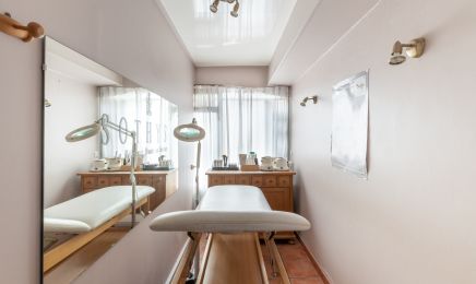 Institut Agatha : Manucure à Agde