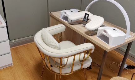 Ksenia Lashmaker Expert - styliste ongulaire privée : Institut de beauté à Le Mans