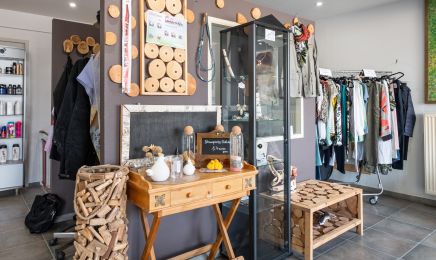 Melocolor : Institut de beauté à Mothern