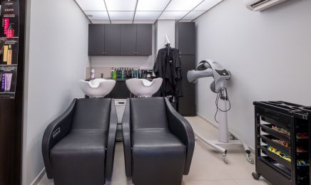 AKCS coiffure - Alain et Karine Florit : Coiffeur à Beauzelle