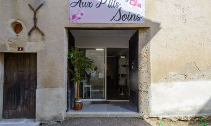 aux p’tits soins : Manucure à Moirax