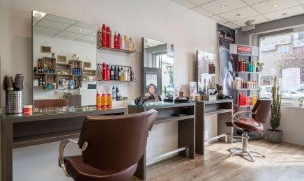 66 HairCut street  : Coiffeur à Manom