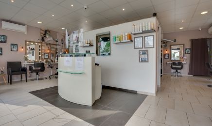 Salon de coiffure C’Katia  : Coiffeur à Le Bouscat