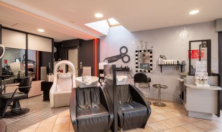 Caroline coiffure : Institut de beauté à Saint-Marc-le-Blanc