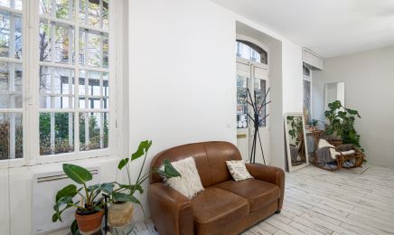 Le Regard Revolver  : Institut de beauté à Paris