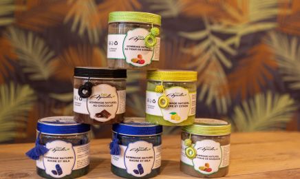 La Maison de la Beauté - By Sabrina esthétique  : Manucure à Teuillac