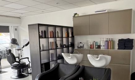 Le reflet de soi  : Barbier à Bourges