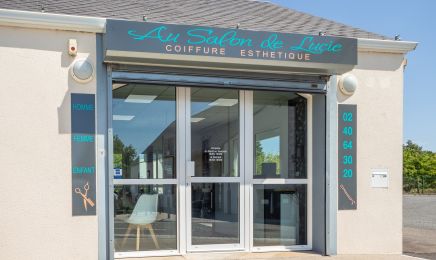 Au salon de Lucie : Coiffeur à Chauvé