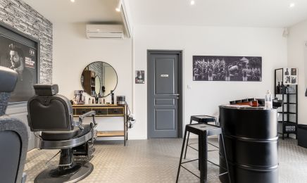 L’annexe Alexander Hair Barber  : Barbier à Libourne