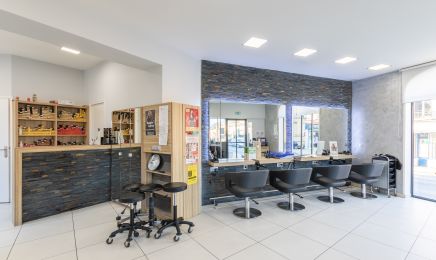 Square Coiffure  : Coiffeur à Rethel