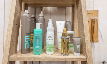 NOUVEL ´ HAIR : Coiffeur à Ambronay
