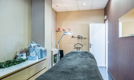 CL ESTHÉTIQUE COIFFURE & ONGLES : Manucure à Sassenage