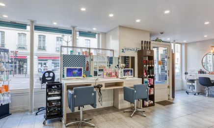 Scoobidoo Family : Coiffeur à Versailles